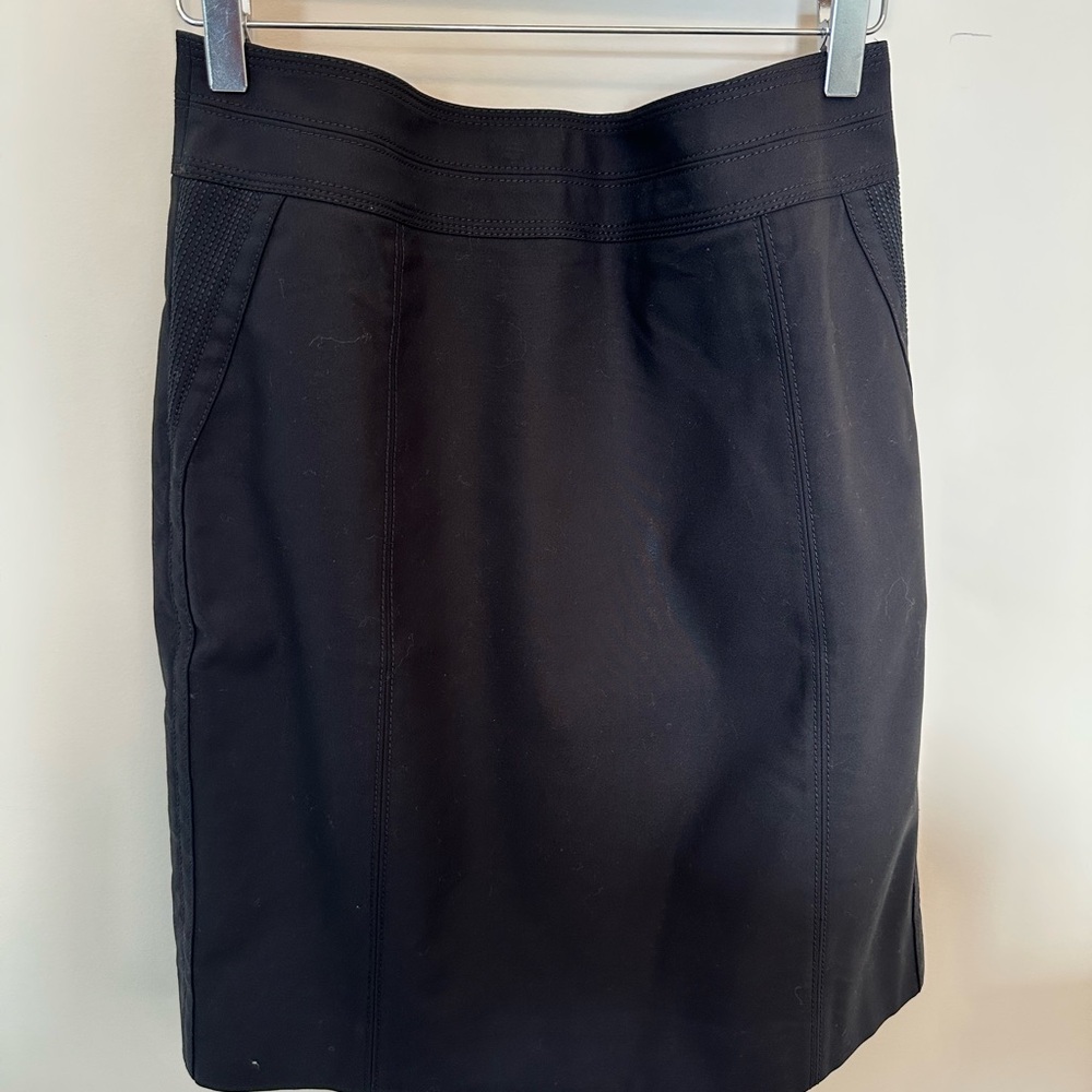 White House Black Market Black Perfect Form skirt. Size 12.